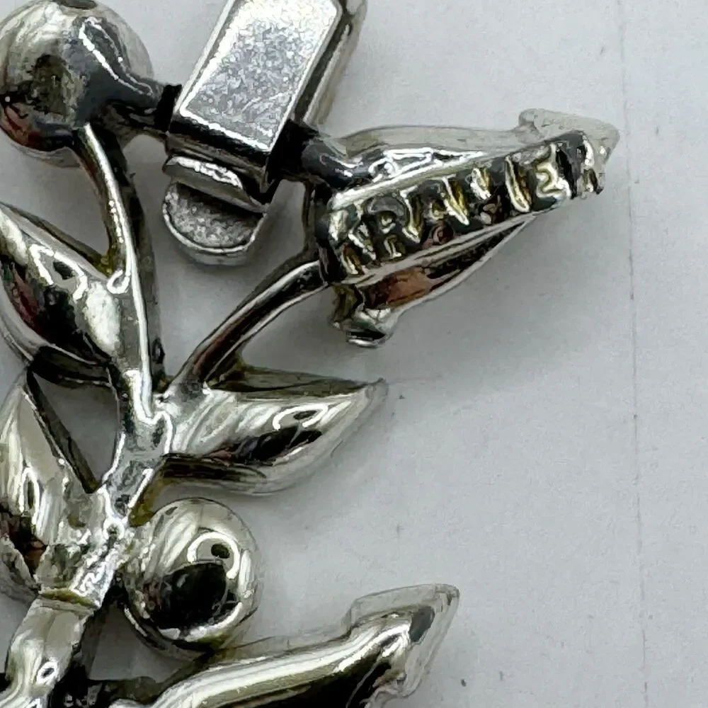 Kramer Vintage Clear  Teardrop Crystal Leaf Link Bracelet Silver Tone MCM 7”
